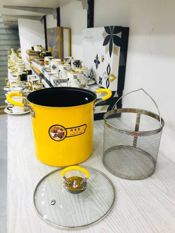 Stainless Steel Deep Fryer Pot, Frying Pot with Oil Filter Fil & Lid, Mini Deep Frying Pot with Non Slip Handle for Most Stove, Heat Insulation (3 Litre) - Image 4