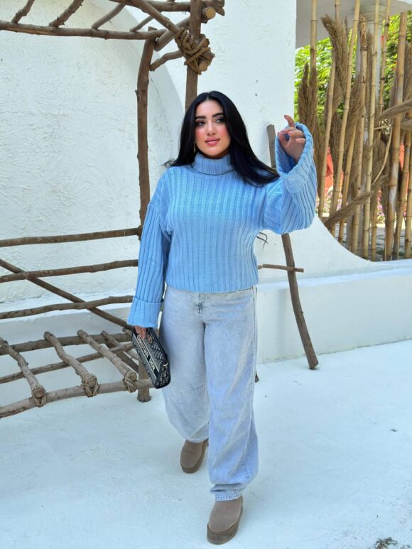 ANNA FASHION Crop Pullover - Image 18