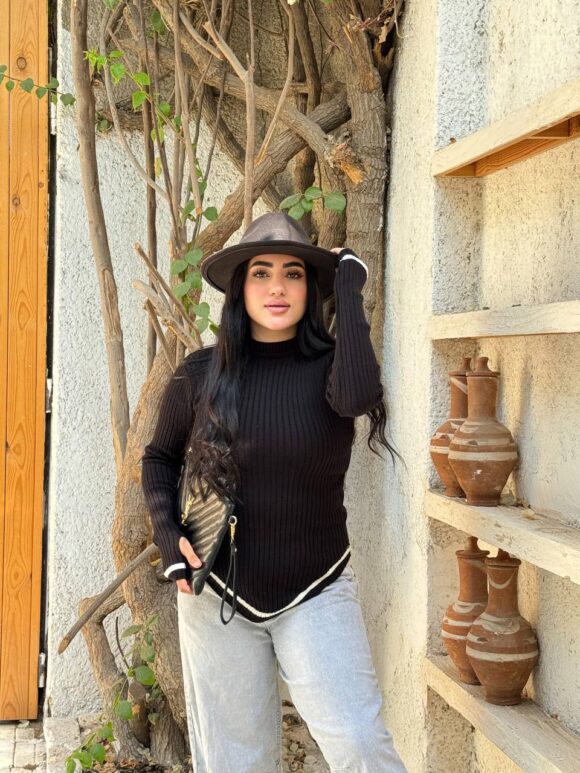 ANNA FASHION Pullover - Image 4