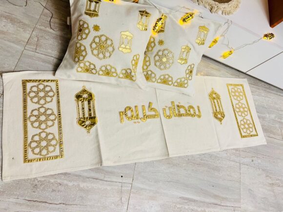 Handmade 150 cm multi-colored tablecloth - Image 7